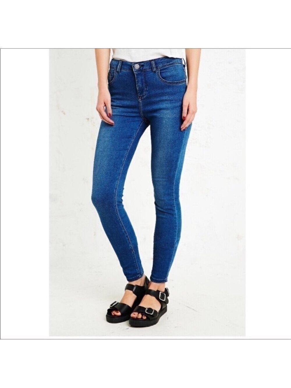 BDG Urban Outfitters Cigarette Mid-Rise Jeans